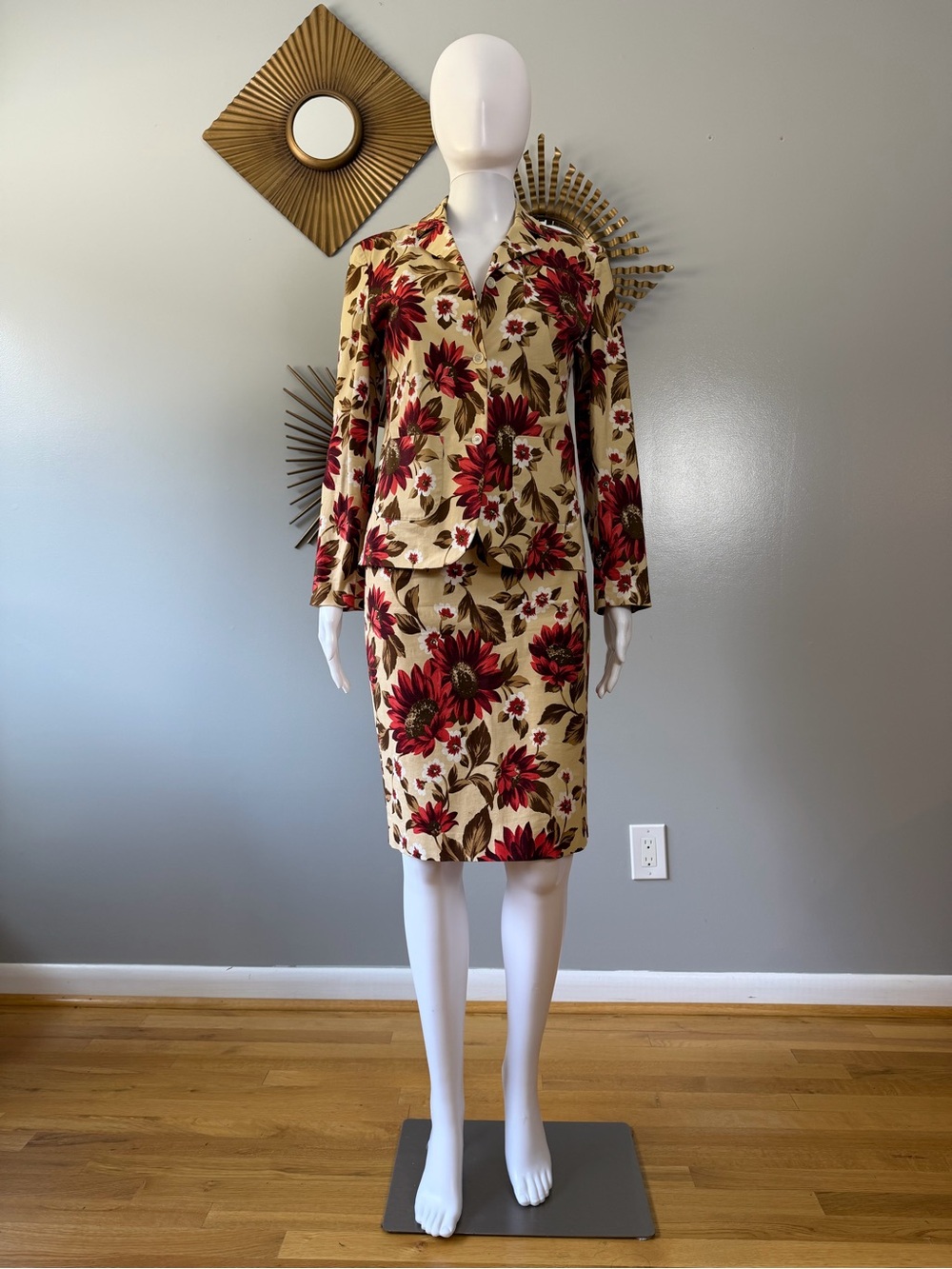 Floral Pencil Skirt Set in Beige with Red Blooms
